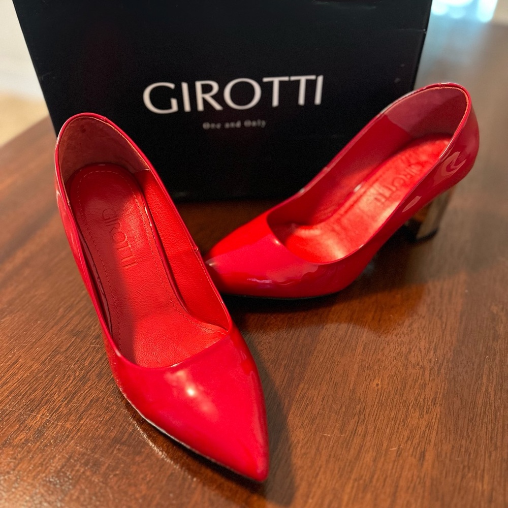 Girotti Size 8 Red Patent Leather Heels